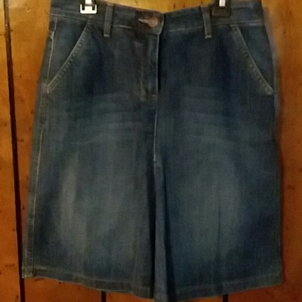 Boden denim skirt